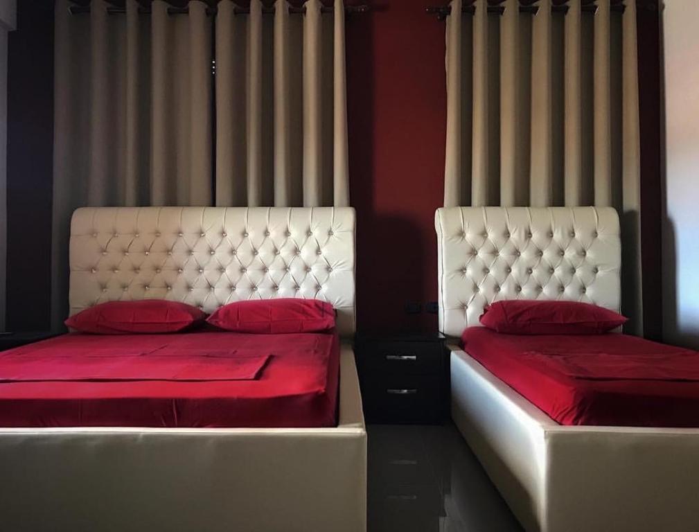 Postel nebo postele na pokoji v ubytování Hotel AlbSin