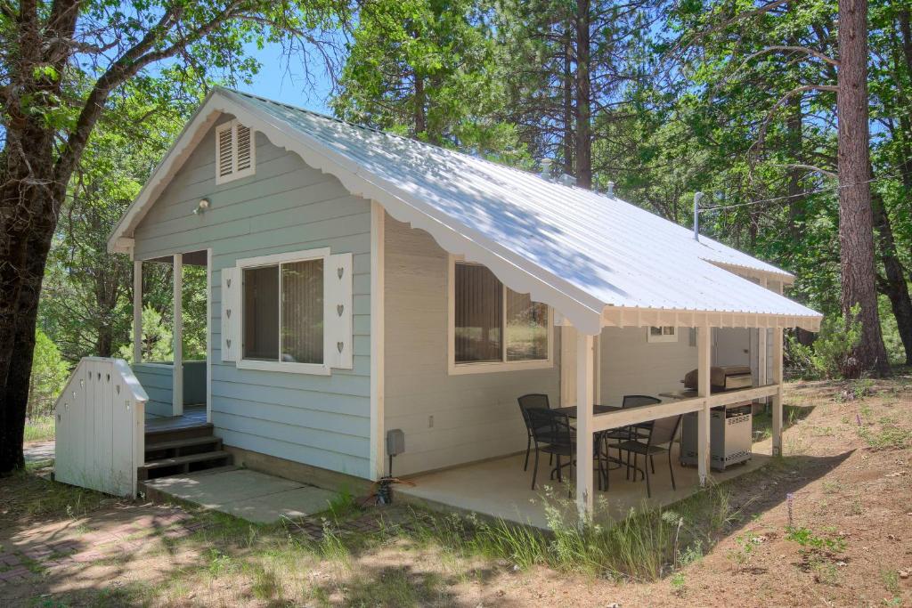 Budova, kde se chata nachází