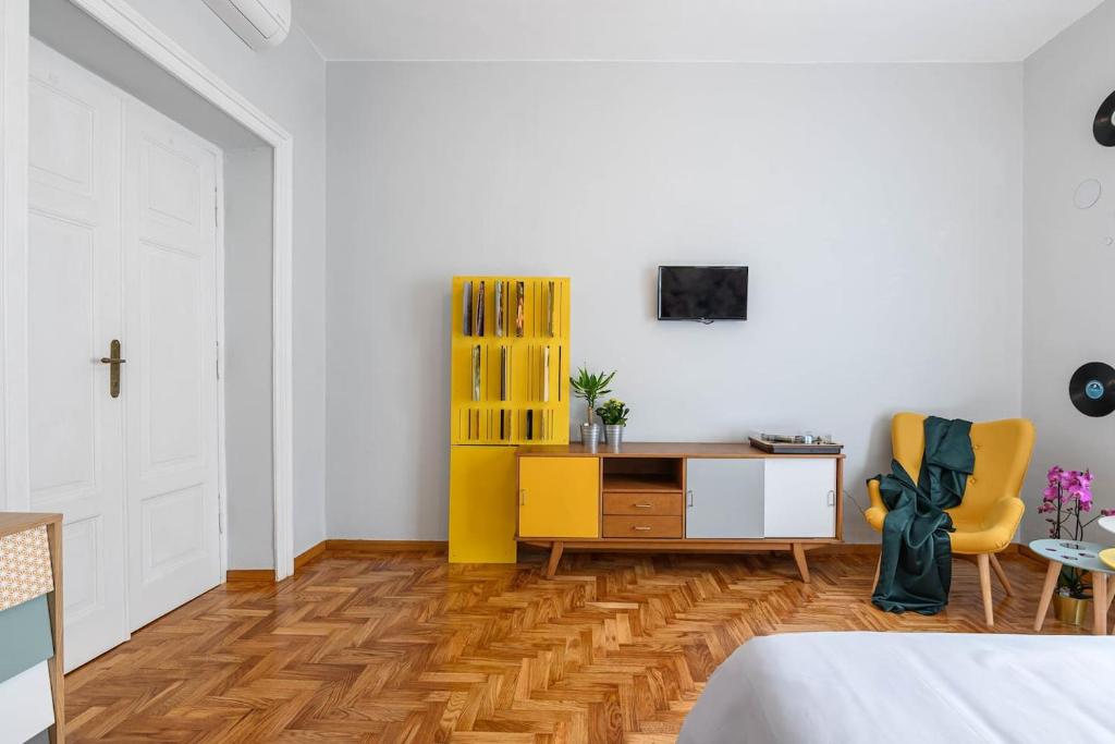 Posteľ alebo postele v izbe v ubytovaní GLAM 50 - Exlusive Penthouse in the Heart of Rome