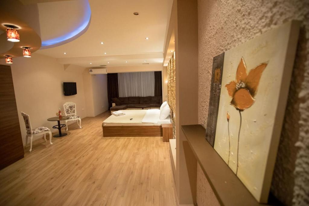 Taurus apartment 1 - One-Bedroom Apartment
