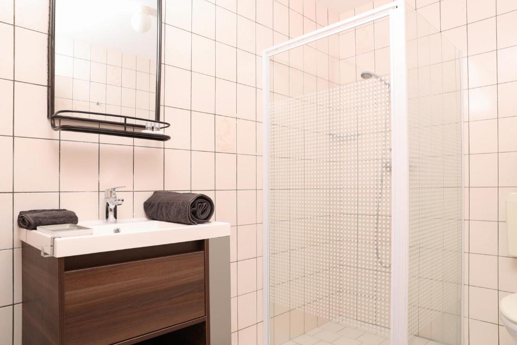 B&B Bie Janssen - Dreizimmer Mit Eigenem Bad