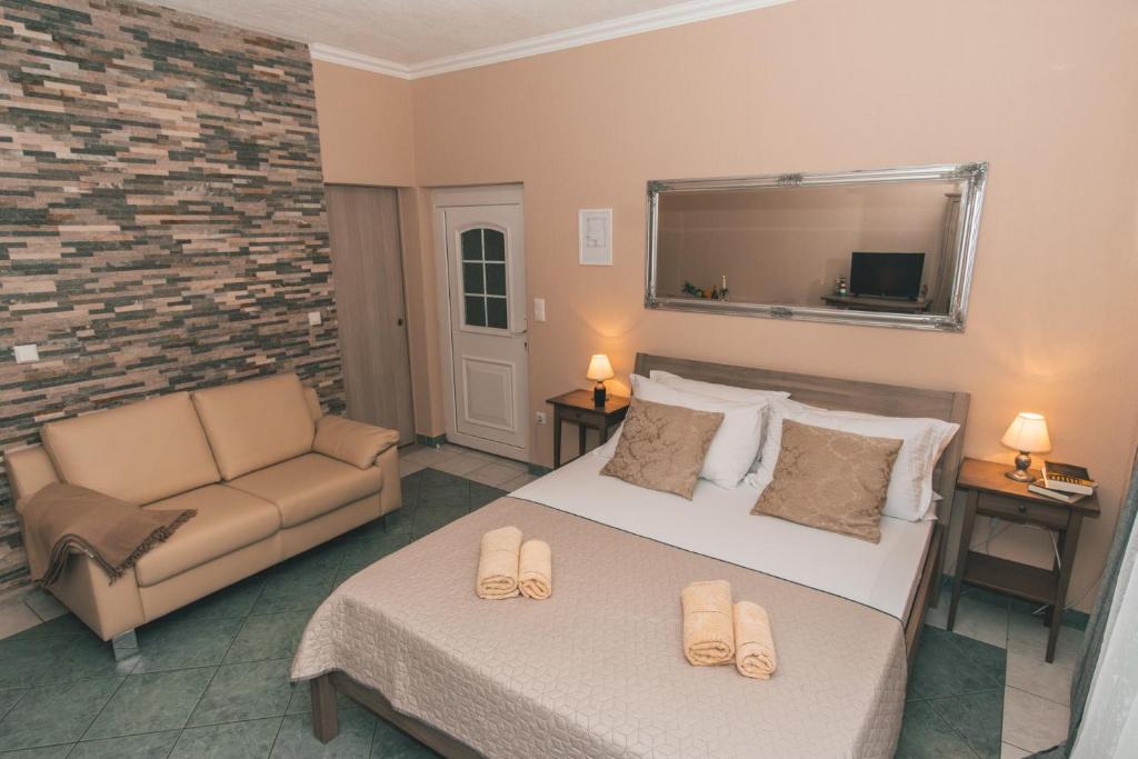 Łóżko lub łóżka w pokoju w obiekcie Apartments Villa Chiara Opatija