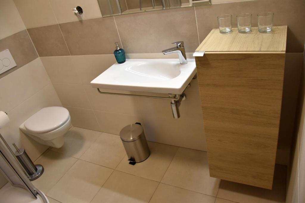 A bathroom at ELEMIR