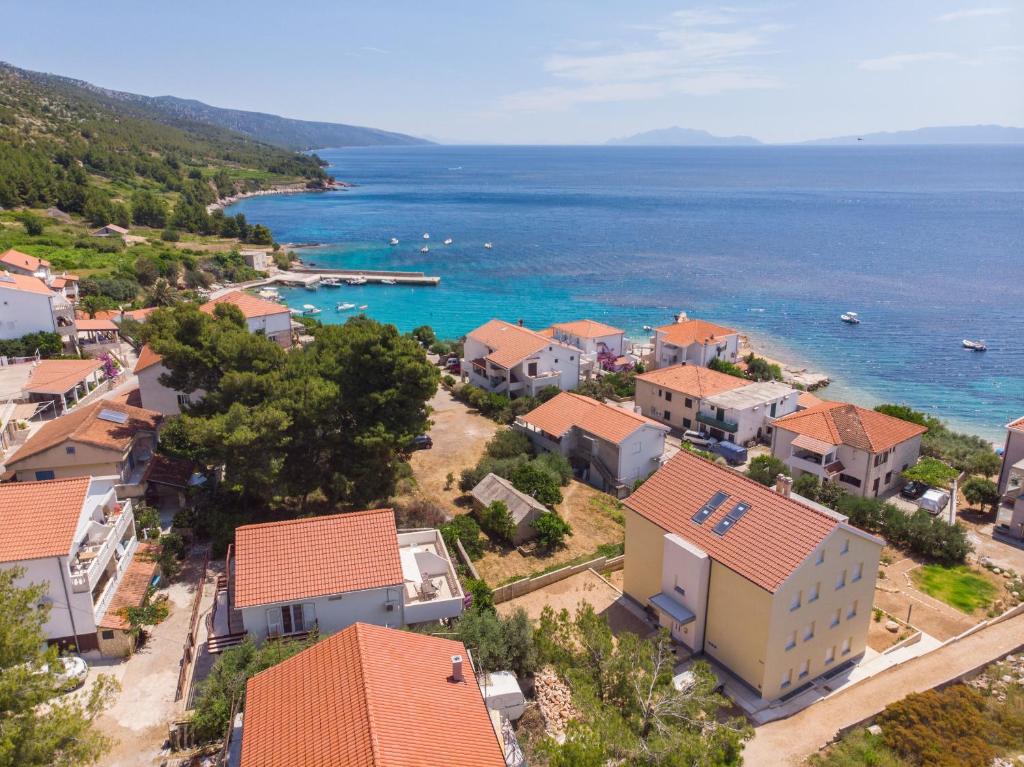 Vue panoramique sur l'établissement Apartments Ljubas