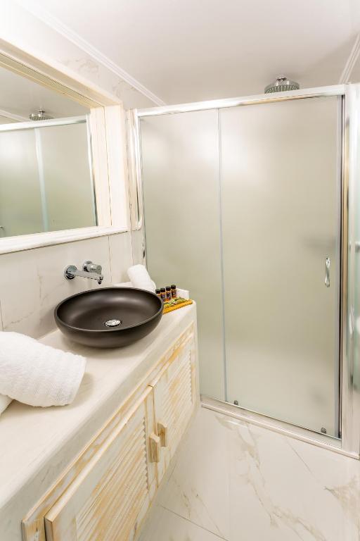 Rhodos Horizon City-Adults Only - Junior Suite Con Balcón