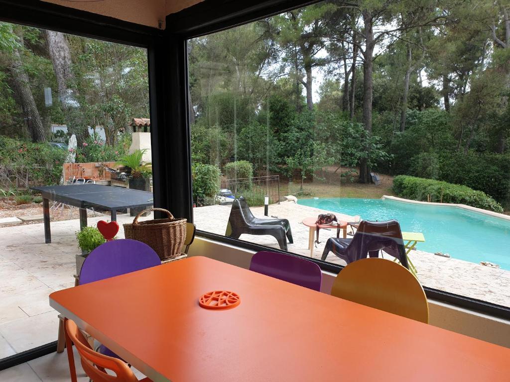 Un Oasis En Provence Aubagne Tarifs 2021