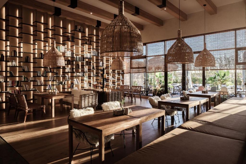 Restaurace v ubytování Manli Hotel Shanghai Pudong Airport Branch -Provide free shuttle buses to Pudong Airport and Disneyland