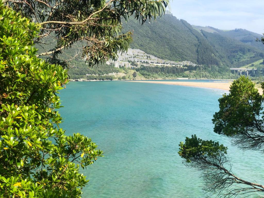 Oriñon Beach Apartment, Oriñón