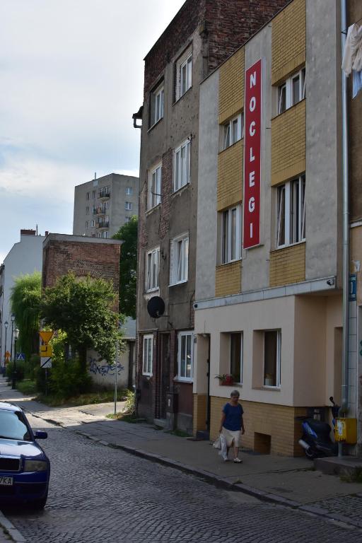 Budova, v ktorej sa hostel nachádza
