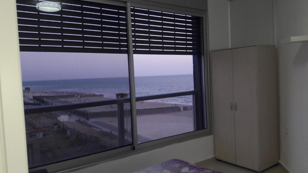 Hotel Apartment Short Term Tel Aviv Bat Yam 5 - Apartamento Con Vista Al Mar