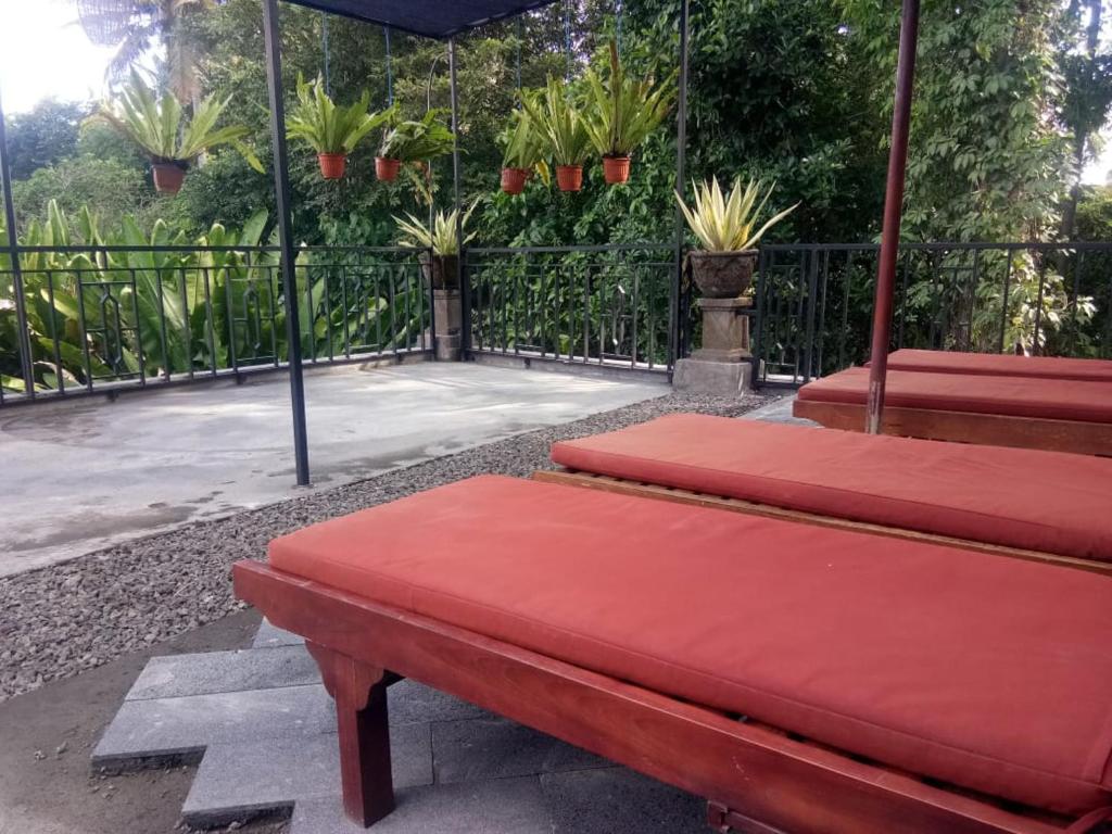 Kerta Family Bed and Breakfast - 11