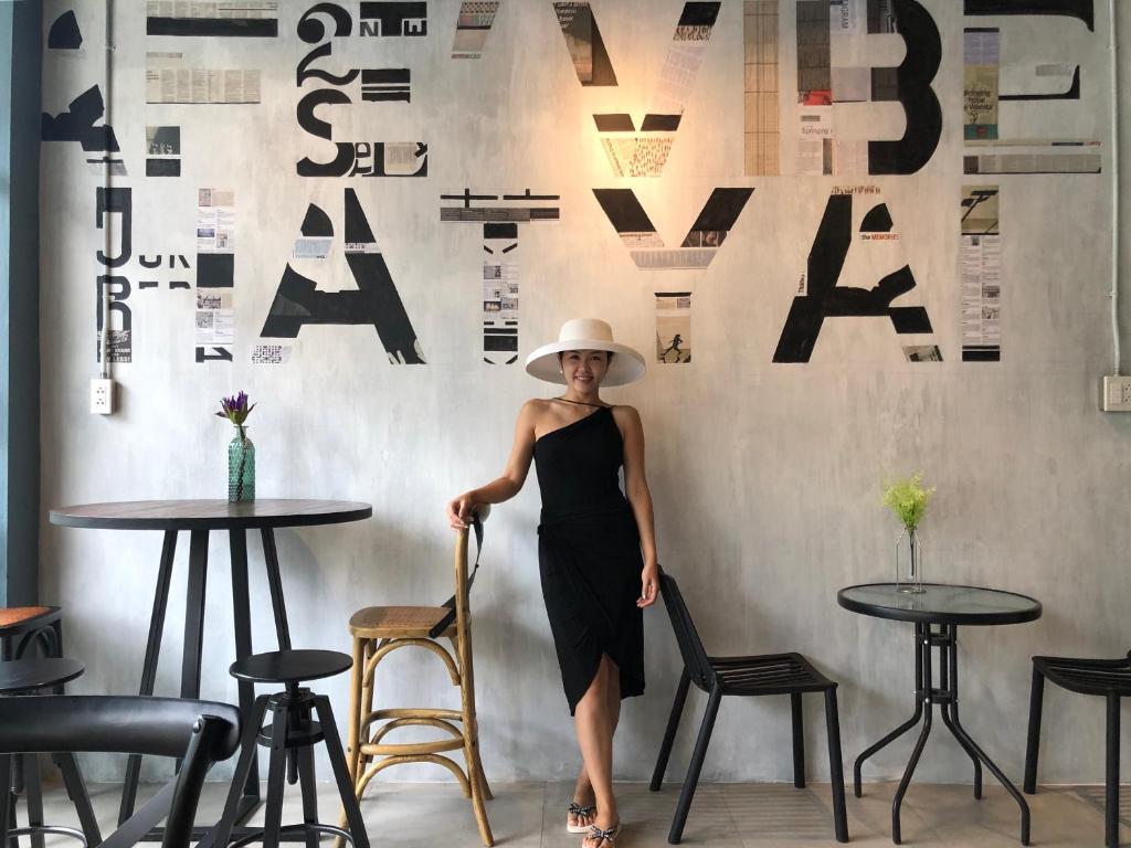 Goodnight Poshtel + Free Netflix - Resim 9