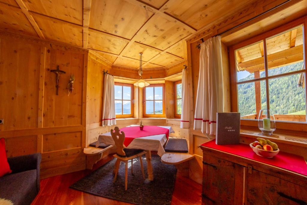 Prackfiedererhof - Two-Bedroom Apartment