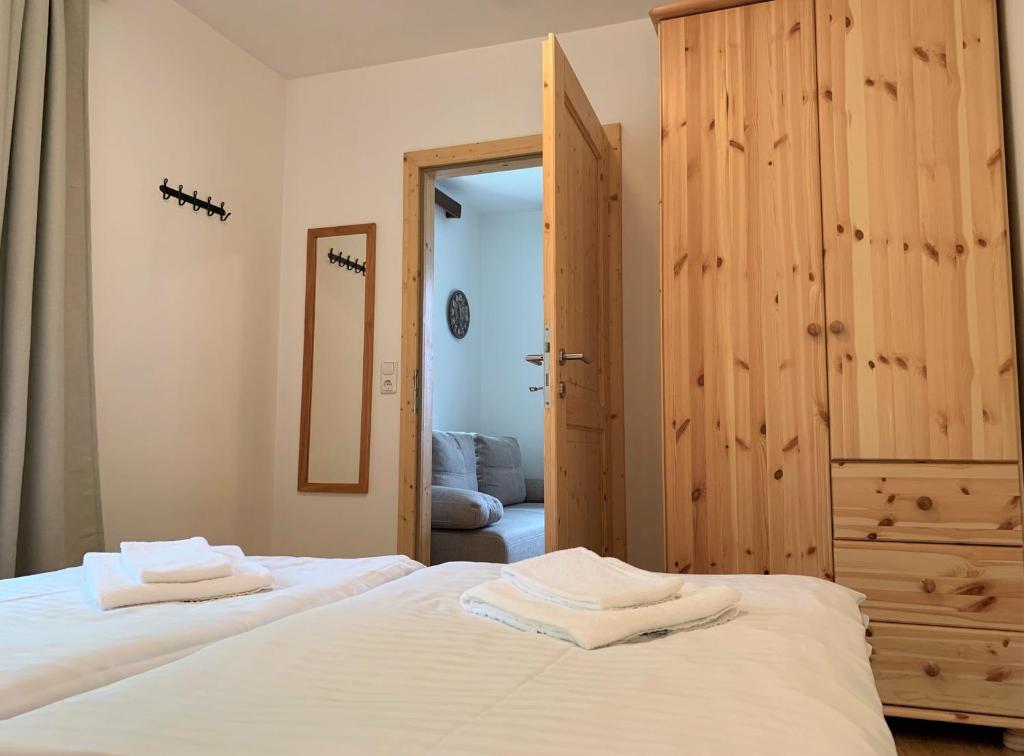 Postel nebo postele na pokoji v ubytování Der Ulmenhof