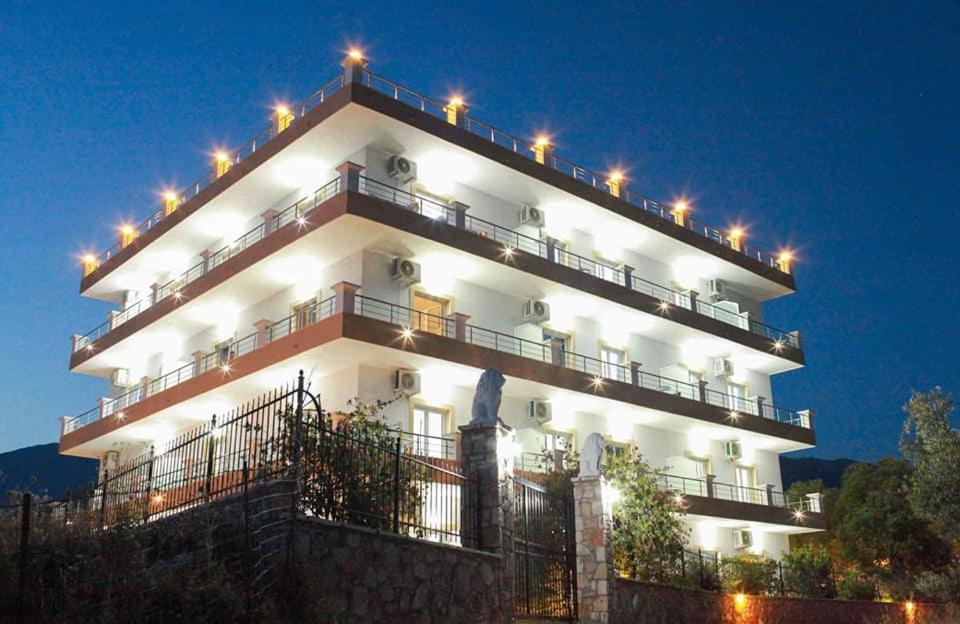 Budova, kde se apartmán nachází