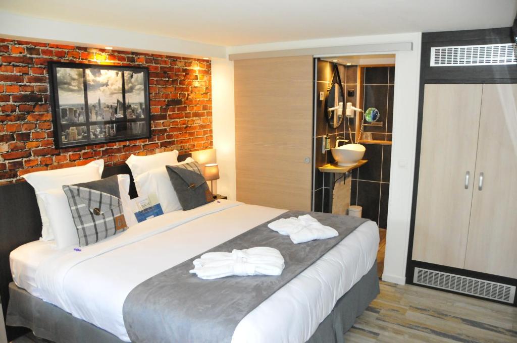 Kyriad Lisieux - Executive Double Room