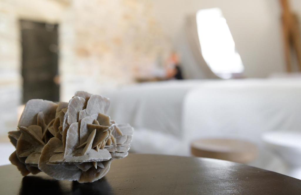 Postel nebo postele na pokoji v ubytování Couvent de la Salette & Spa