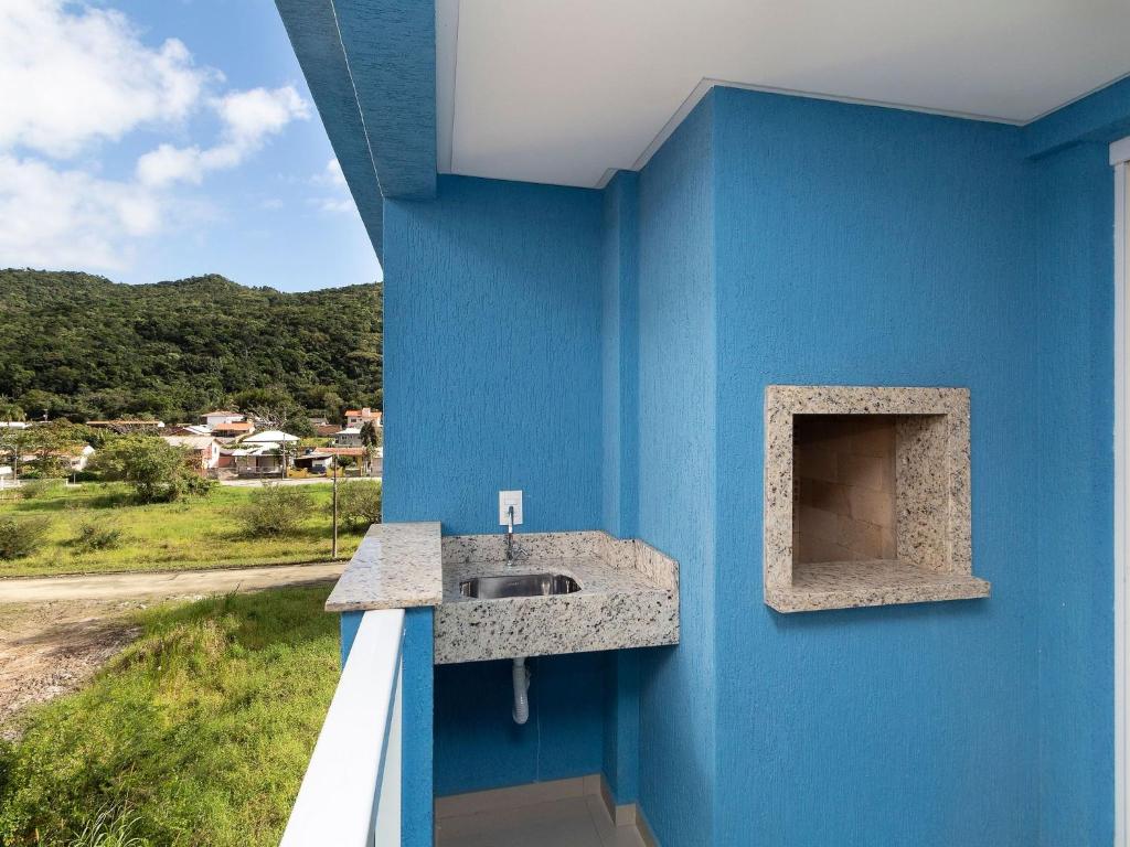  Aluguel Apartamento 2 Dormitórios Para 6 Pessoas com Piscina na Praia Bombas