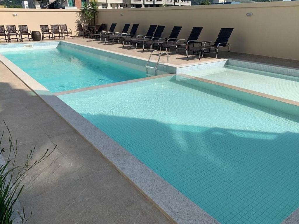  Aluguel Apartamento 2 Dormitórios Para 6 Pessoas com Piscina Praia Bombas