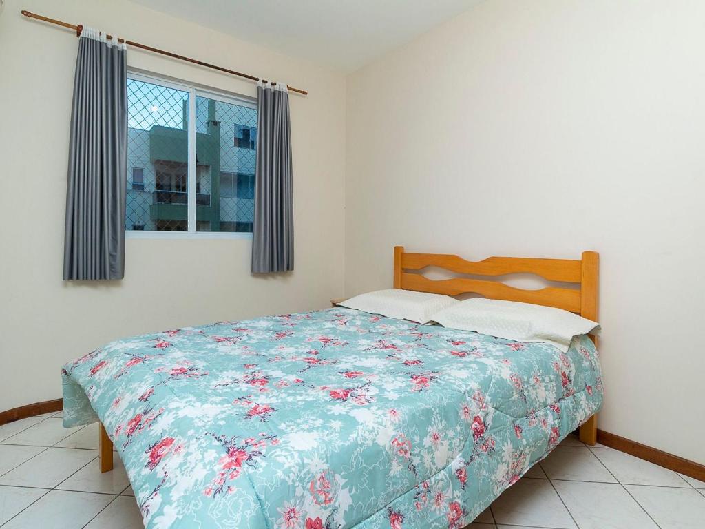  Aluguel de Apartamento 3 quartos sendo 1 suíte para 8 pessoas na Praia Bombas