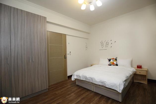 Postel nebo postele na pokoji v ubytování 93 Street House