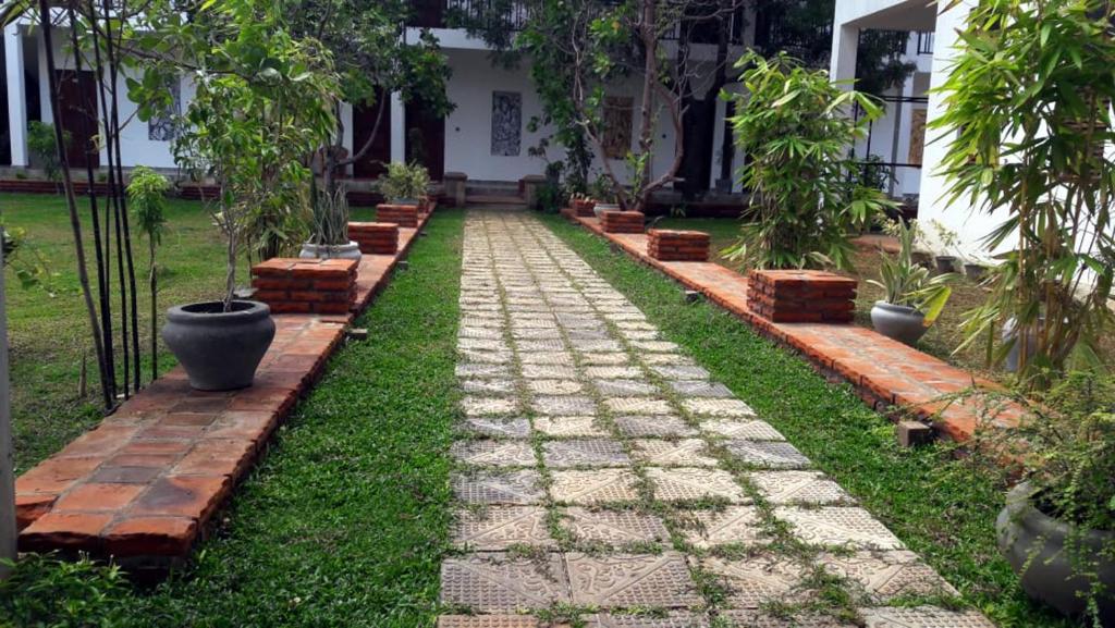 Zahrada ubytování Four Points Resort - Anuradhapura