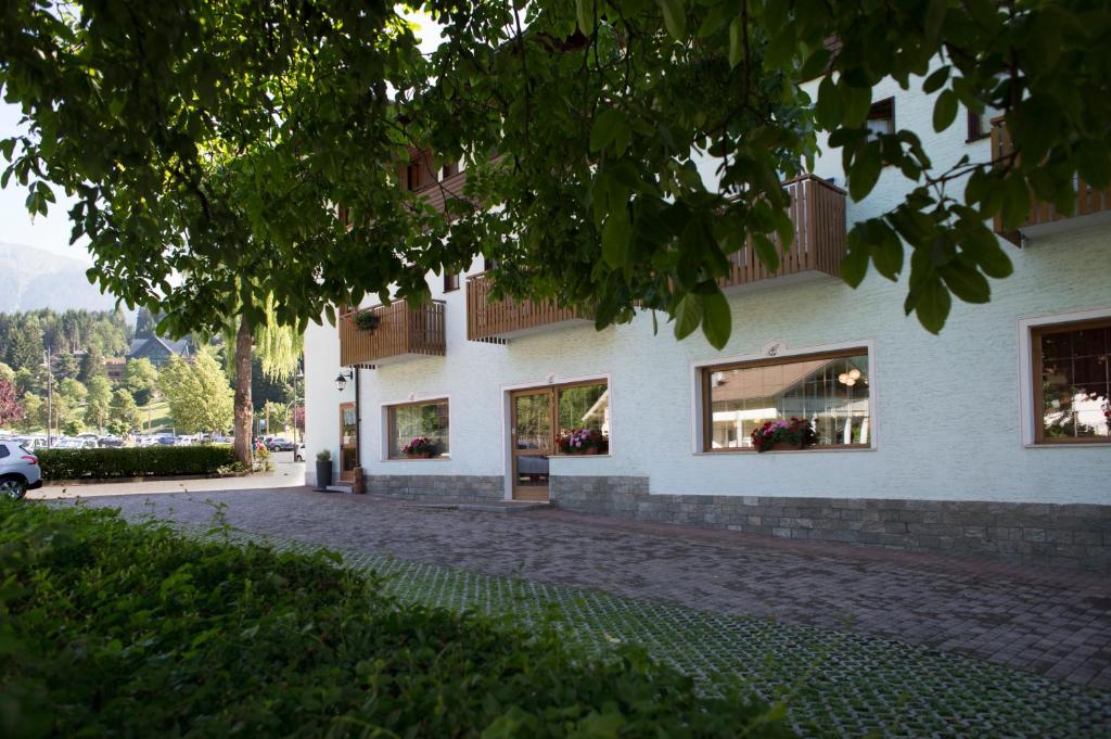 Budova, kde se hotel nachází