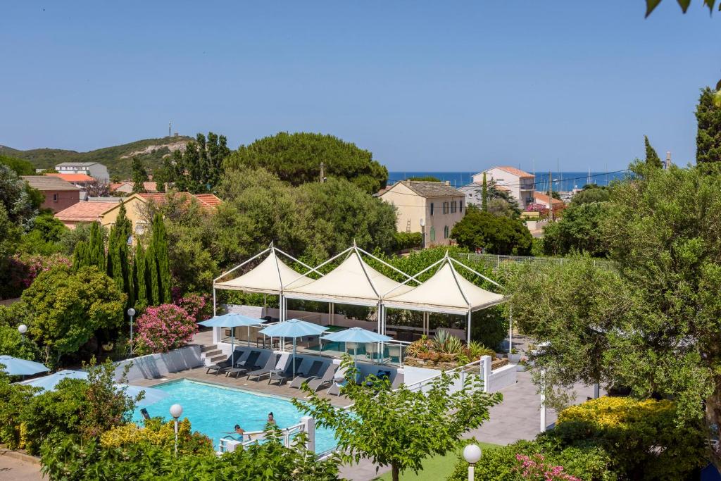 Bazén v ubytování Hotel U Ricordu & Spa nebo v jeho okolí