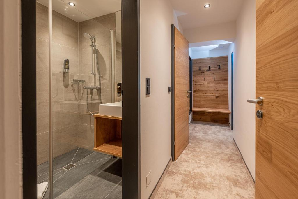 Vannituba majutusasutuses Stadtvilla Schladming Boutiquehotel