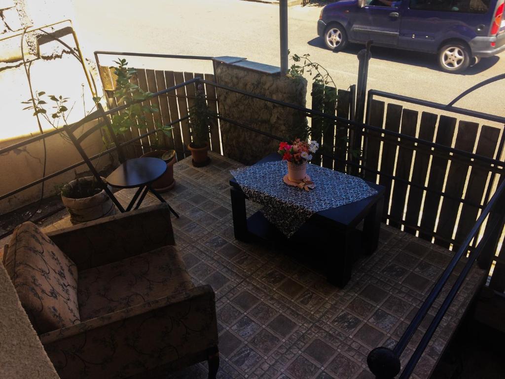 Balkón nebo terasa v ubytování Guest House Gelit