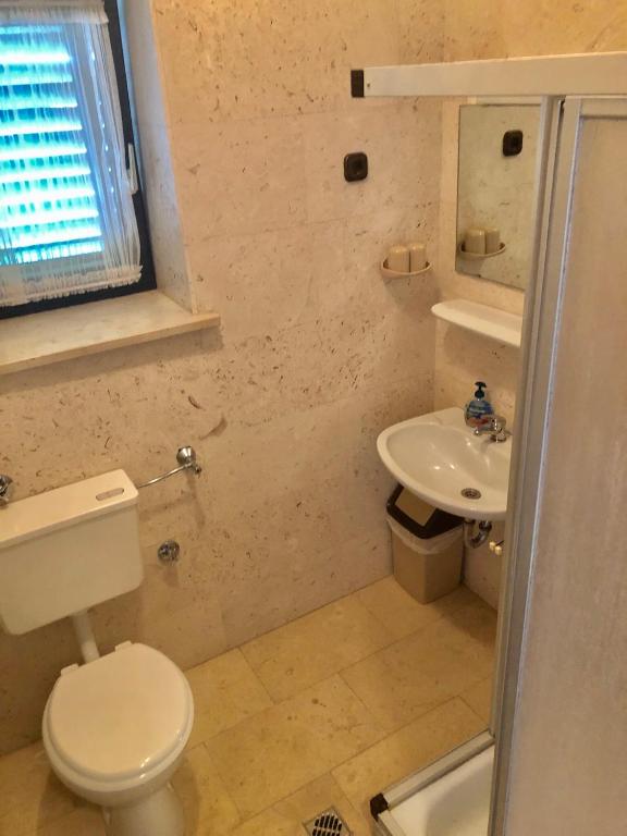 Guest House Romansa - 9