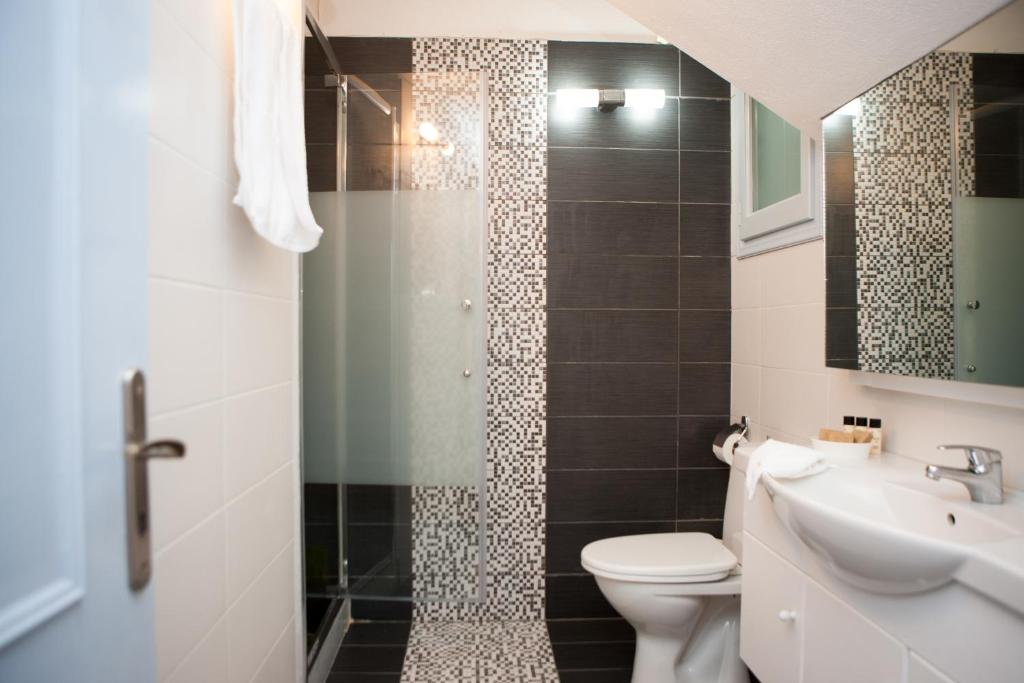 Un baño de Luna Rossa Santorini