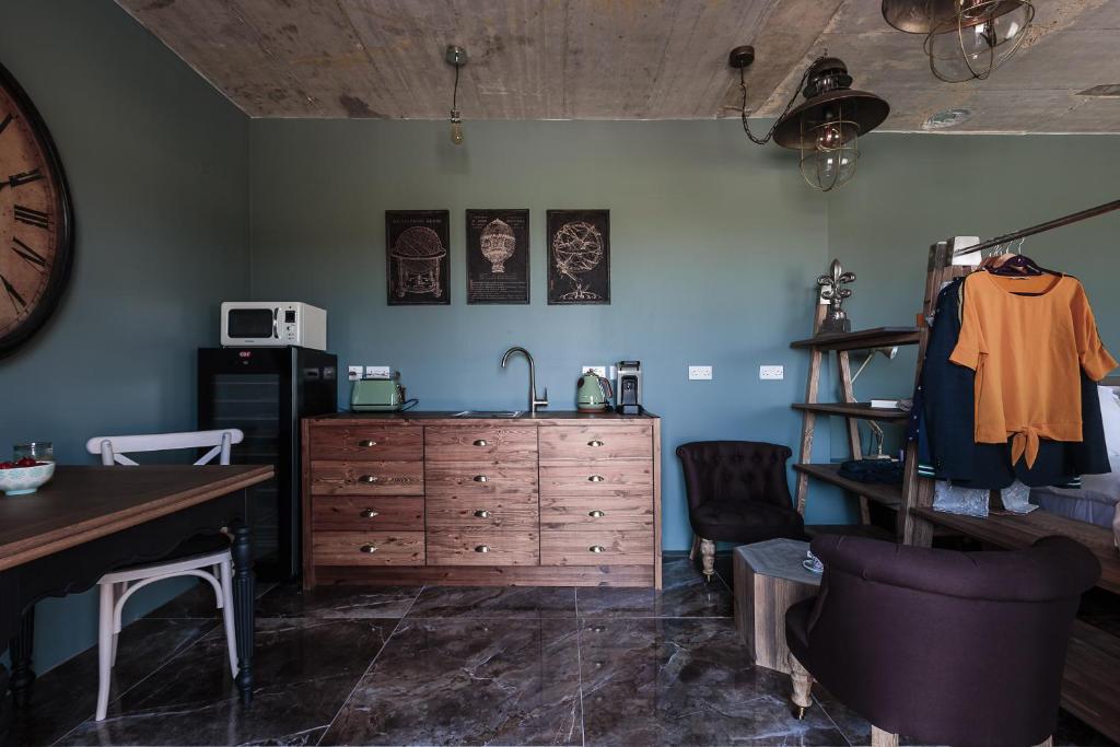 Kuchyň nebo kuchyňský kout v ubytování Talbot & Bons Studio Flat