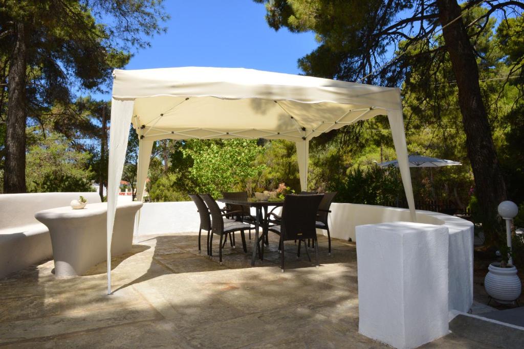 Patio nebo venkovní prostory v ubytování villa Hara