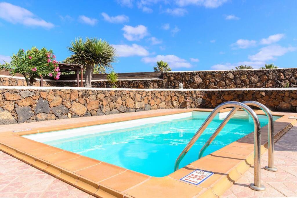 El Caserío de Güime Villa con Piscina Climatizada, San ...