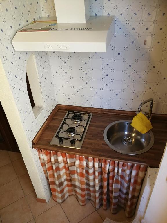 Kuchyňa alebo kuchynka v ubytovaní Mare, Monti e Terme