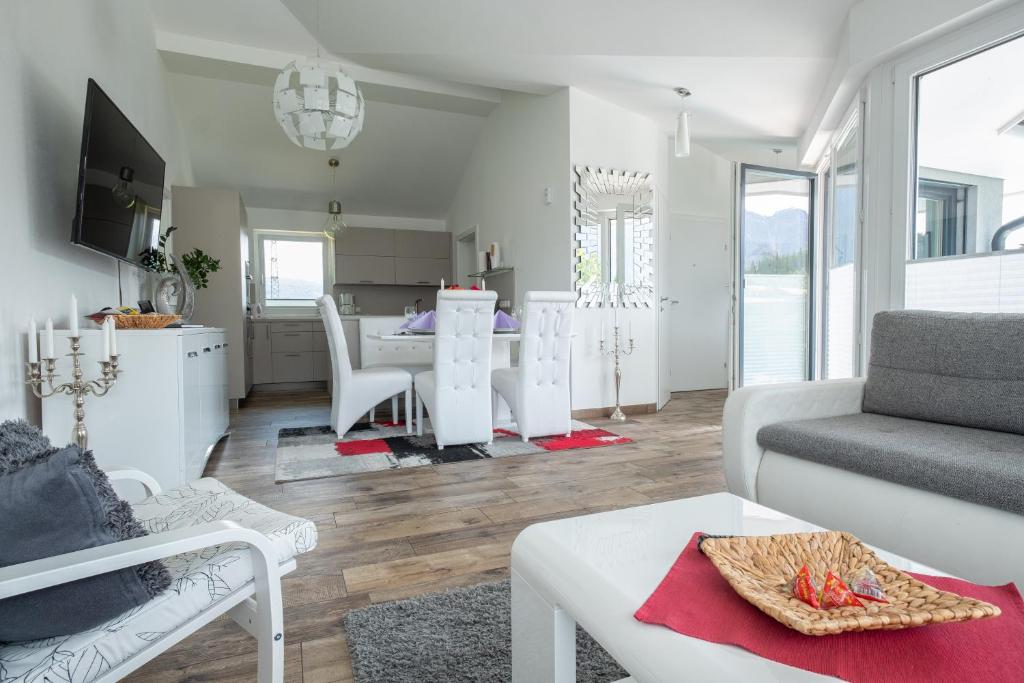 Posedenie v ubytovaní Luxuriöse Penthaus Wohnung
