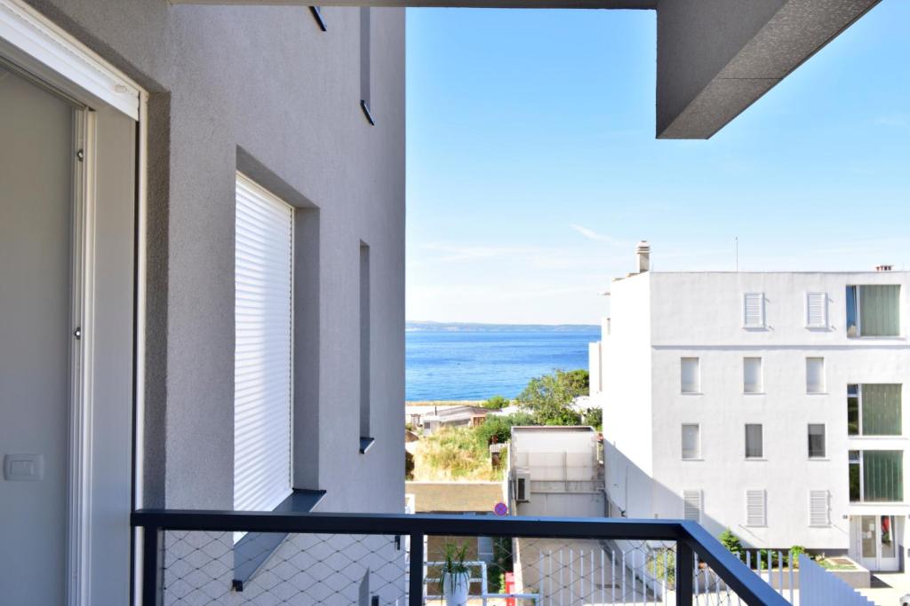 MM Residence