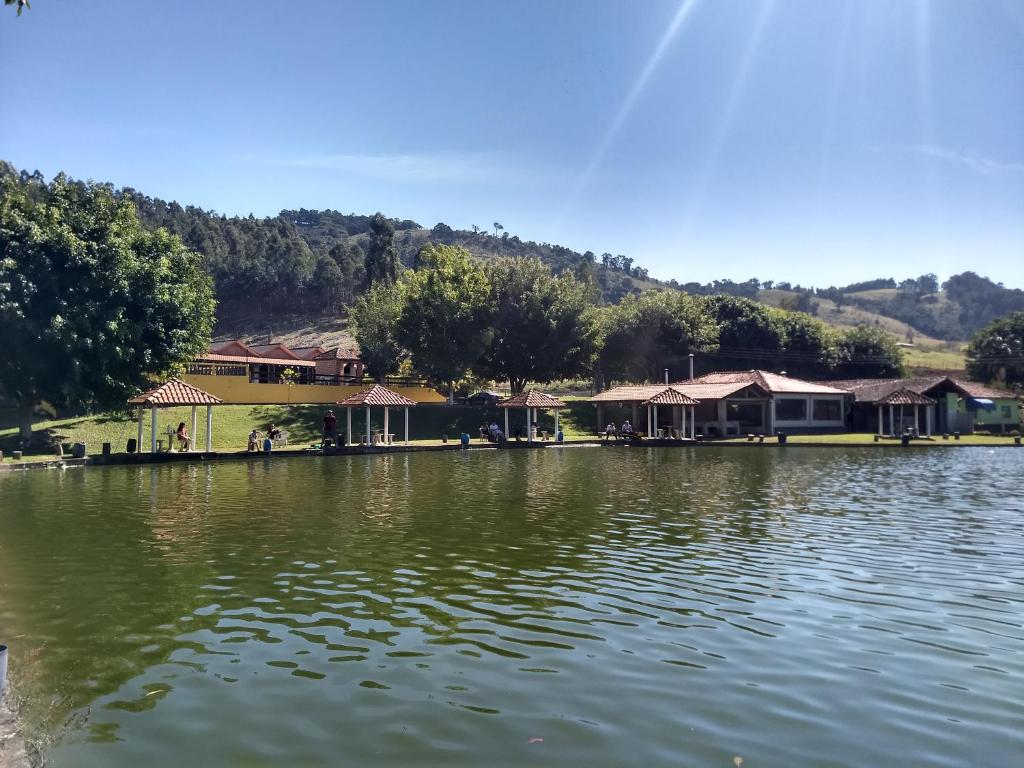  Pousada e Pesca Esportiva Fazolin