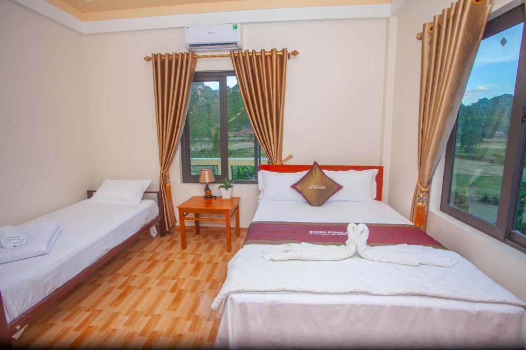 Applebee's Homestay - 16