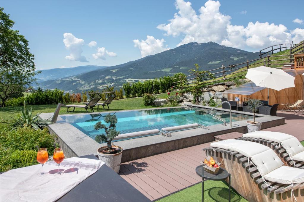 Torgglerhof Hotel 3*