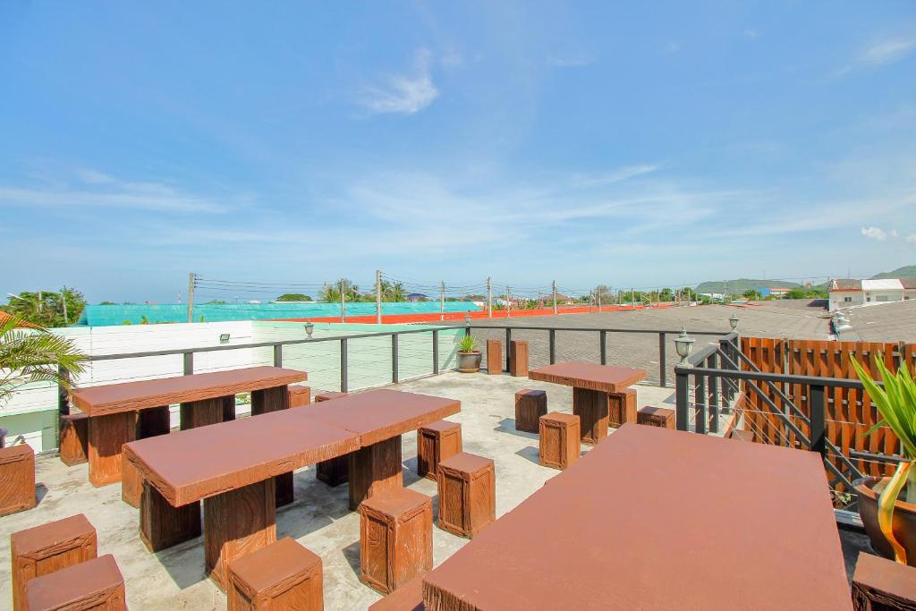 Balkón nebo terasa v ubytování Baan Noppadol Hua Hin Resort