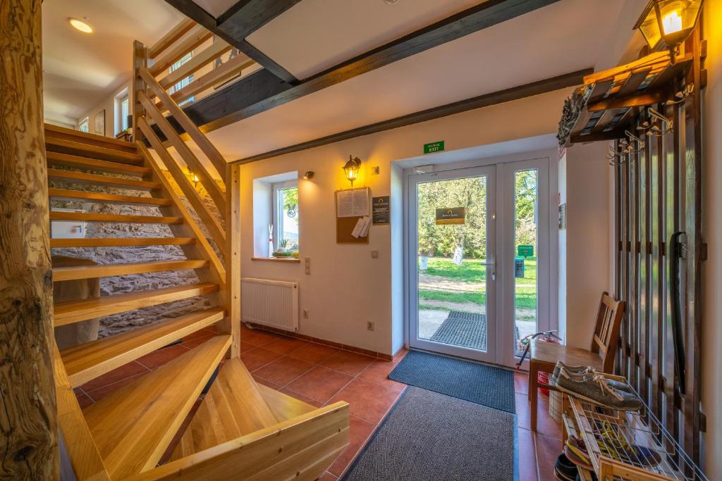 Φωτογραφία από το άλμπουμ του Dom w Domu - Izera Glamping σε Gajowka
