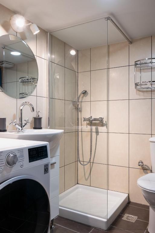 Athens Downtown Loft - 2