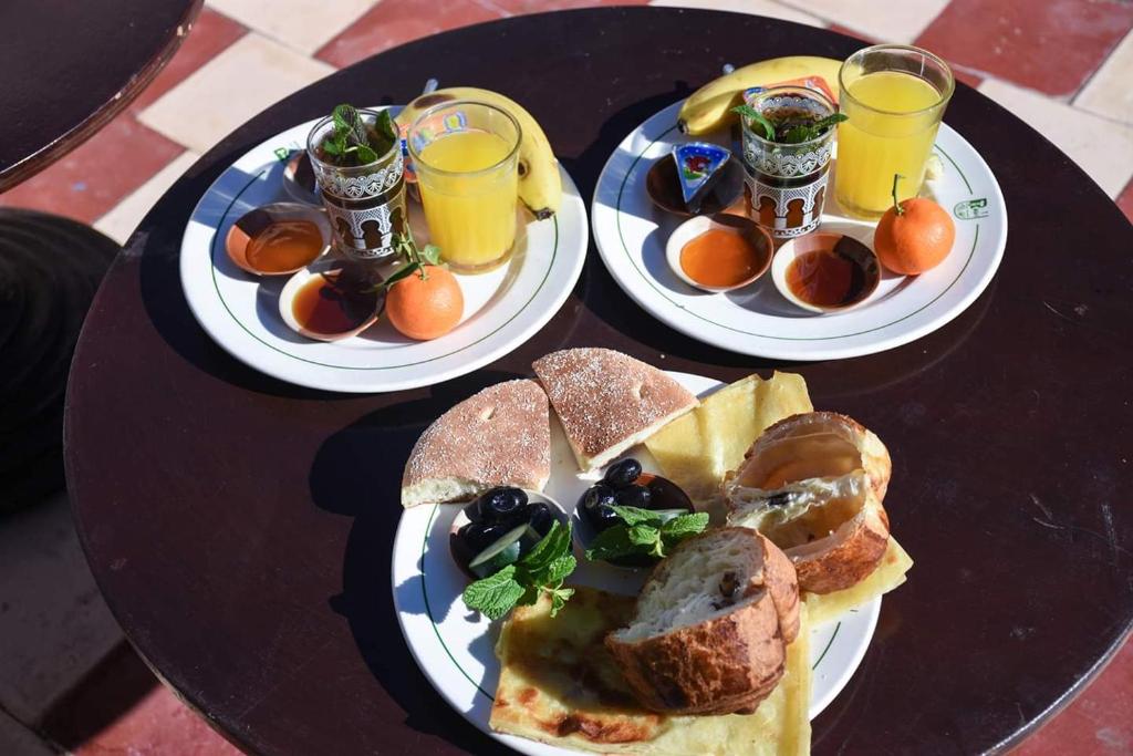 Comida en el hostal o alrededores
