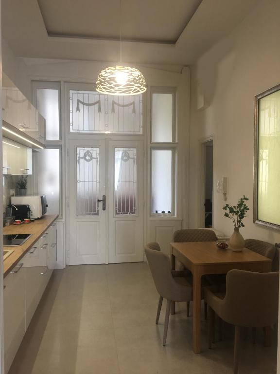 Visit Debrecen Apartman - Luxe Appartement
