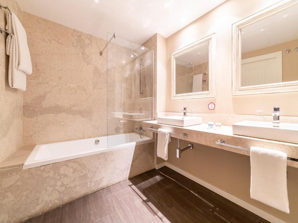 Kúpeľňa v ubytovaní Hotel Altora