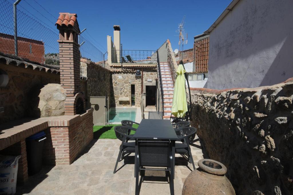 Fotografie z fotogalerie ubytování LA CASONA DE BAUTISTA 4 estrellas con piscina montanchez CACERES v destinaci Montánchez
