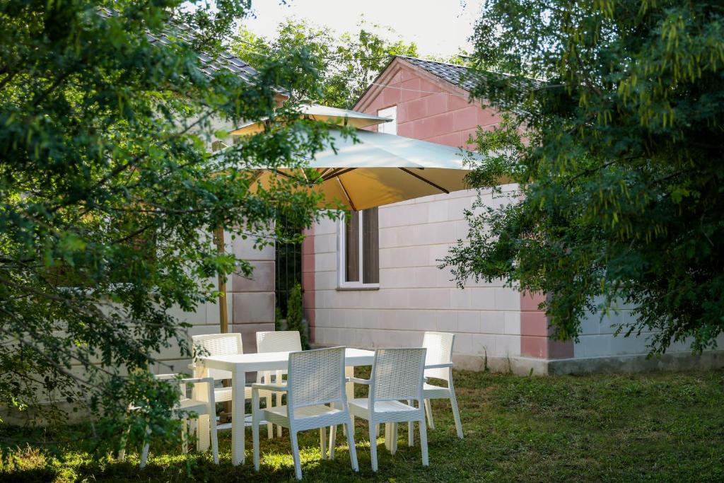 Zahrada ubytování Garden Inn Resort Sevan