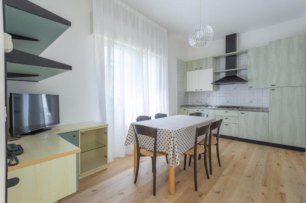 Margherita Family Apartments - Appartement Met Uitzicht Op De Tuin